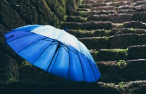 Fuertes lluvias y oleaje peligroso: Alertas meteorológicas vigentes en varias provincias