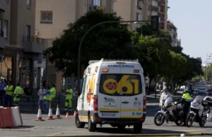 Tres muertos en el derrumbe de una nave industrial en Coria del Río (Sevilla) por el fuerte viento