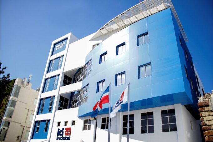 INDOTEL conecta a internet hospitales y centros de atención primaria en comunidades vulnerables del sur del país