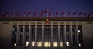 China acusa a EE. UU. de no tener voluntad real de diálogo en plena escalada arancelaria