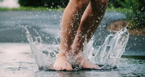 Lluvias, tronadas y ráfagas de viento seguirán afectando gran parte del país por vaguada