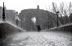 Clima en RD: Mañana mayormente soleada y tarde con aguaceros locales y tronadas en el interior