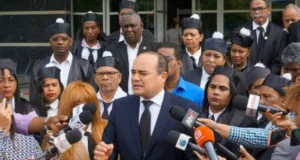 Diego José García solicita RD$ 60 millones a Surún Hernández por presunta difamación