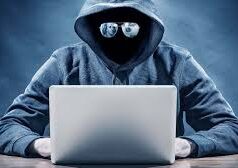 Arresto domiciliario para esposos vinculados a estafa de más de US$2 millones contra 113 víctimas