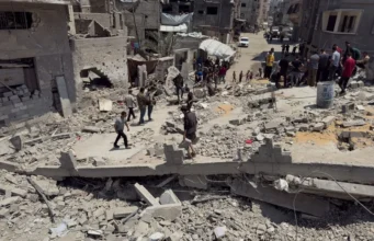 Más de 30 muertos en un nuevo ataque israelí contra una escuela refugio en Gaza