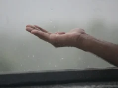 Vaguada provocará aguaceros y tronadas en varias regiones del país este miércoles