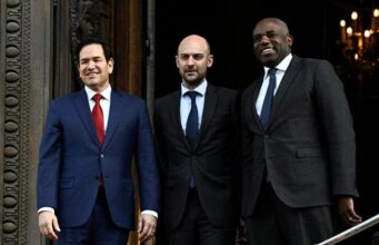 EE.UU. dice que si no hay avances entre Kiev y Moscú, abandonará el proceso de paz