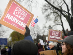 El Gobierno de Trump congela 2.200 millones de dólares a la Universidad de Harvard