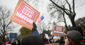 El Gobierno de Trump congela 2.200 millones de dólares a la Universidad de Harvard