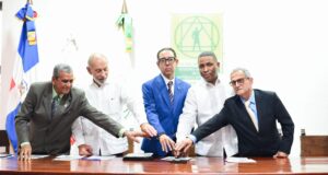 INPOSDOM y la Academia de Ciencias ponen en circulación emisiones postales en homenaje a científicos dominicanos y a la Dra. Idelisa Bonnelly