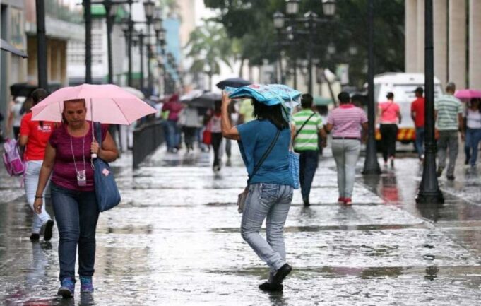 Lluvias débiles y ráfagas de vientos este miércoles en el país