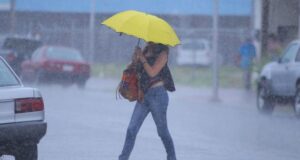 Vaguada y sistema frontal provocarán fuertes lluvias y tormentas eléctricas en gran parte del país