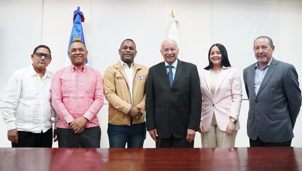 MINERD presenta plataforma para que candidatos del Registro de Elegibles se autopostulen a más de 5 mil vacantes docentes