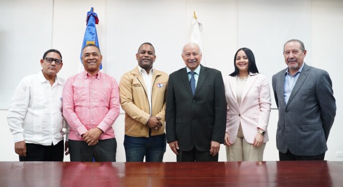 MINERD presenta plataforma para que candidatos del Registro de Elegibles se autopostulen a más de 5 mil vacantes docentes