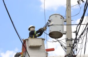 Pgase y Edeeste desmantelan conexión ilegal de empresa en Santo Domingo Este