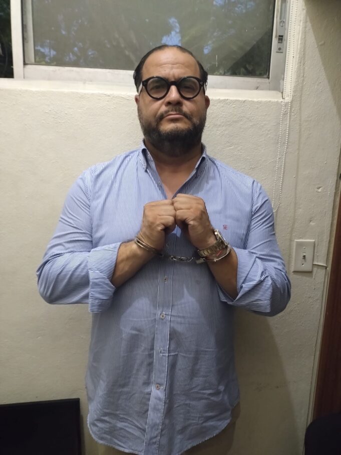 Aquiles Jiménez es arrestado en restaurante del Distrito Nacional en medio de historial de controversias judiciales