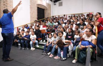 Edeeste impacta más de cinco mil estudiantes y adultos con charla de eficiencia energética en primer semestre 2025
