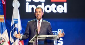 INDOTEL abre 30 mil becas gratuitas para impulsar futuro tecnológico del país