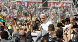 El papa León XIV clausura su multitudinario Jubileo de los Jóvenes: «Aspiren a cosas grandes»