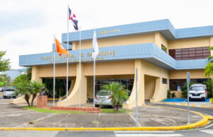 COE declara alerta verde en ocho provincias por efectos indirectos del huracán Erin