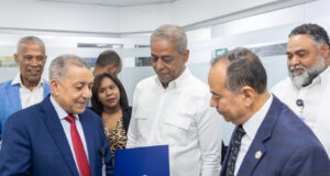 Directores de DIECOM y Prensa de la Presidencia realizan visita de cortesía a Federico Reynoso, titular de Medios Locales del Gobierno