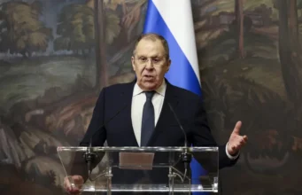 Rusia rechaza las prisas de Zelenski para una cumbre bilateral con Putin en Europa