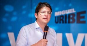 Siete años de condena para adolescente que disparó contra senador Miguel Uribe