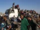 Veinte muertos al volcar un camión con ayuda humanitaria en la Franja de Gaza