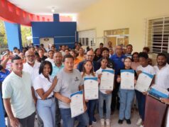 Centros Tecnológicos Comunitarios impulsan la transformación digital en Duvergé con jornada “Frontera Digital”