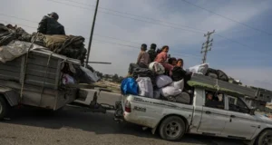 Israel abre una segunda carretera durante 48 horas para forzar la salida de la ciudad de Gaza