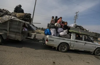 Israel abre una segunda carretera durante 48 horas para forzar la salida de la ciudad de Gaza