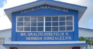 Suspenden a oficial acusado de agredir sexualmente a excadete; caso es remitido a la justicia