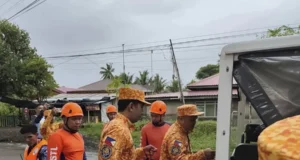 Filipinas evacúa a casi un millón de personas ante la llegada del supertifón Fung-wong