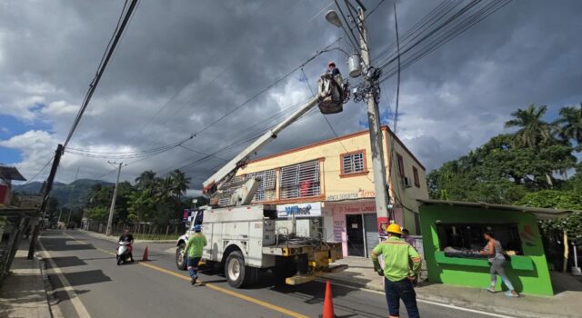 Edenorte ejecuta amplio proyecto de rehabilitación y adecuación de redes eléctricas en comunidades de Bonao