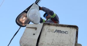 EDENORTE despliega operativo de iluminación navideña en el Cibao: más de 40 municipios y distritos intervenidos simultáneamente