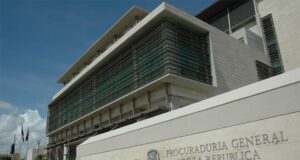 Condenas de 40 y 30 años de prisión a miembros de una banda que asesinaron a un comerciante durante un atraco en Boca Chica