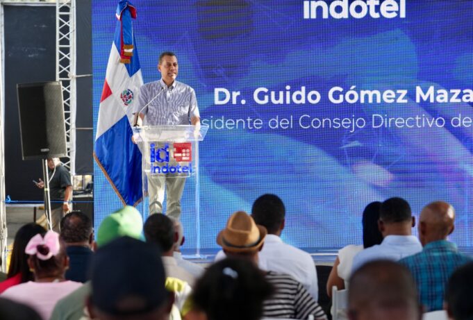 Indotel lleva fibra óptica y formación digital a Hondo Valle con nueva Sala Digital