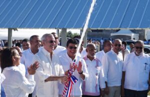 Presidente Abinader y Fellito Suberví ponen en servicio Acueducto por bombeo más grande del país; producirá más de 136 millones de galones diarios