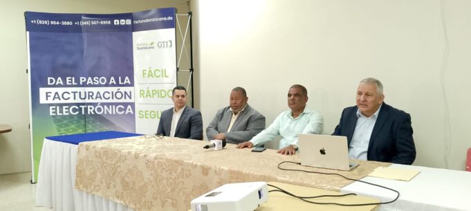 Lanzan “La Ruta de la Factura Electrónica” para capacitar comercios ante entrada en vigencia de la Ley 32-23