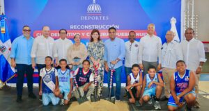 Vicepresidenta Raquel Peña y ministro Kelvin Cruz dan inicio a la reparación del Club Pueblo Nuevo en Santiago