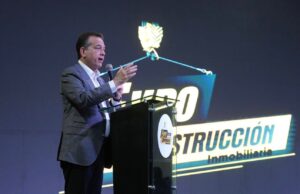 Ito Bisonó resalta modernización de la permisología en Expo Construcción PP 2026