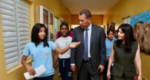 Indotel conecta a centro educativo Hogar Escuela Rosa Duarte con internet gratuito a través de Dominicana Conectada