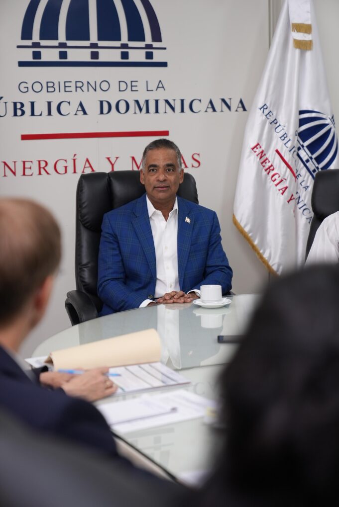 Gobierno de Alemania explora alianza energética con RD para renovables y minería sostenible