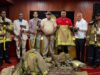 Concejal de Nueva Jersey dona uniformes y equipos de salvamento a Bomberos Ayuntamiento SDE