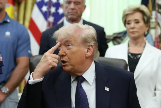 Trump suspende el operativo militar ‘Proyecto Libertad’ en el estrecho de Ormuz a petición de Pakistán