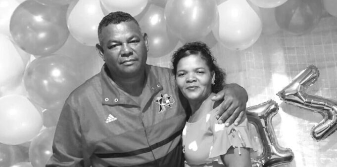 Pareja de esposos muere durante incendio que destruyó su vivienda en El Seibo