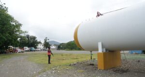 Industria y Comercio cierra dos envasadoras de gas por incumplimientos de seguridad