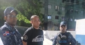 PN frustra carrera clandestina, retiene vehículo con mofle alterado y ocupa arma de fuego en Los Guaricanos
