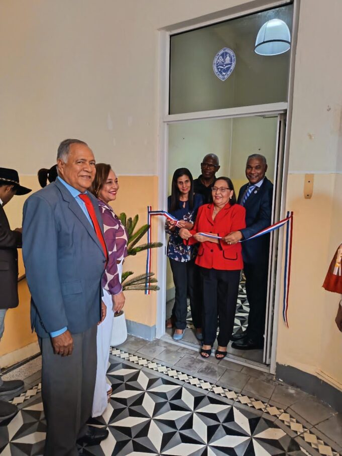 UASD inaugura Cámara Gesell con enfoque académico y social