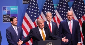 Trump se confunde y atribuye a la «República Islámica de Japón» un ataque con misiles